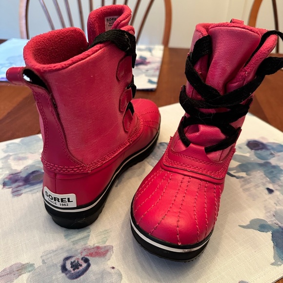 Sorel Other - Sorel Tivoli kids snow boots